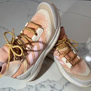 Adidas Terrex Free Hiker 2.0 GORE-TEX Women’s Hiking Shoes – Wonder Beige / Pink